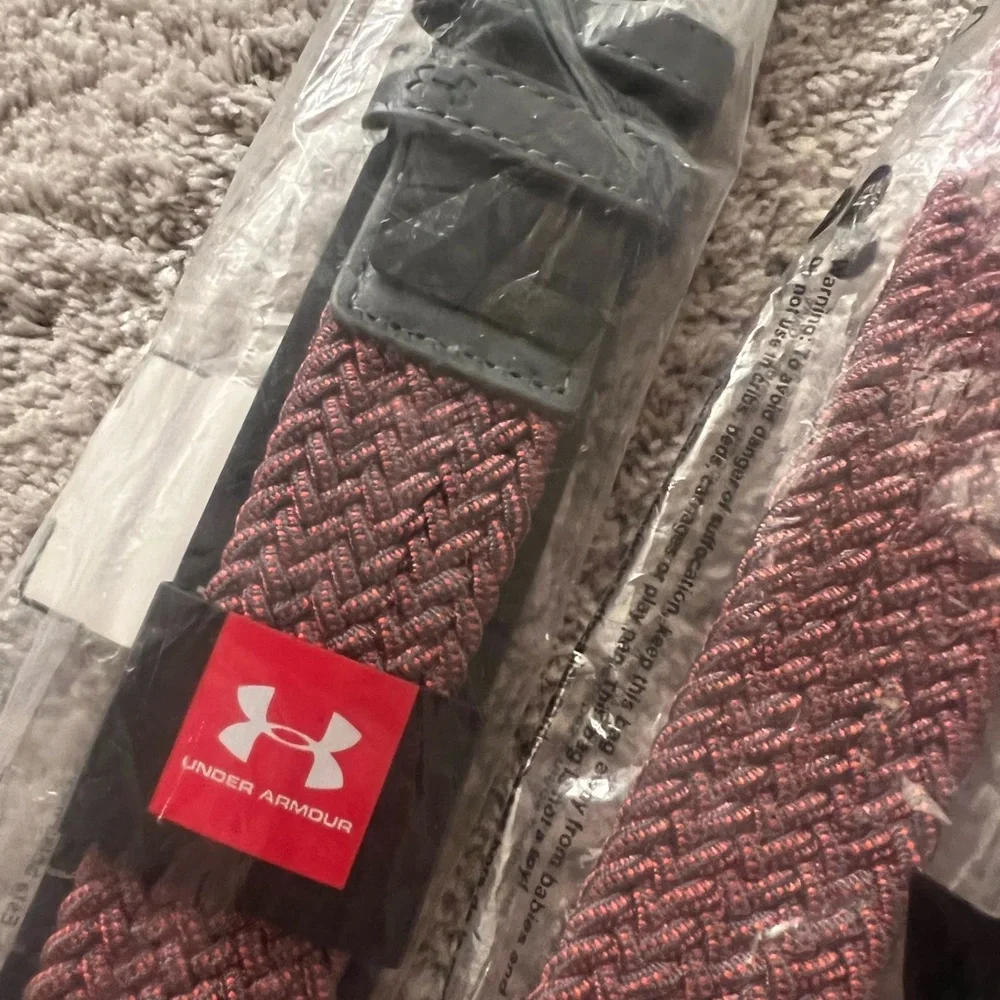 - Nwt Under Armour belt